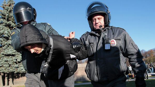 Задержание участников акции националистов в Петербурге. Фото с места событий