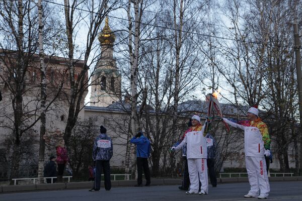 Маршрут Олимпийского огня проходил вдоль Кремлевской стены и по другим живописным местам Вологды