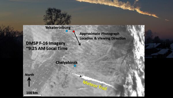 След Челябинского болида с земли и снимок со спутника DMSP