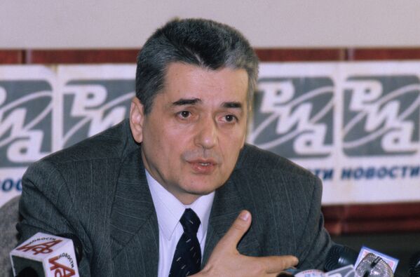 Геннадий Онищенко, главный санитарный врач РФ, 2001 год