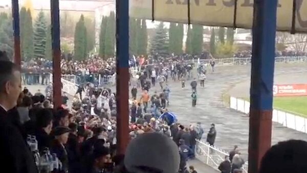 Беспорядки на матче Ангушт – Алания в Назрани. Съемка очевидца
