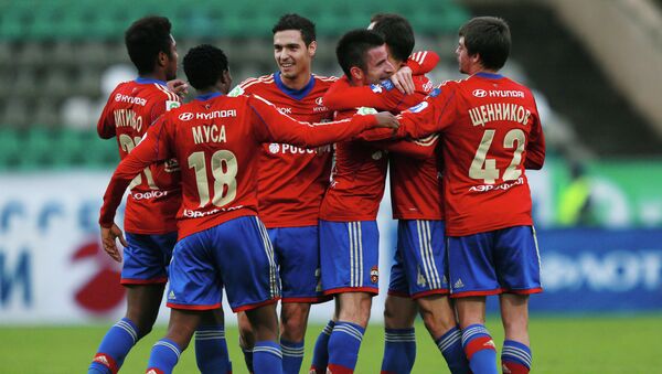 Игроки ЦСКА радуются забитому голу. Архивное фото