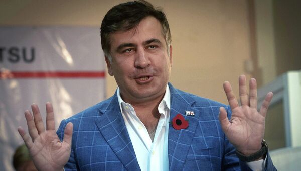 Президент Грузии Михаил Саакашвили после голосования на президентских выборах