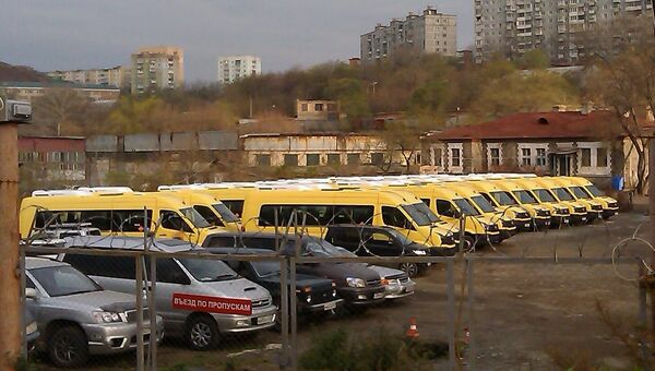 МУП Владивостокское пассажирское автотранспортное предприятие №3: на выходных часть автобусов стоит в парке