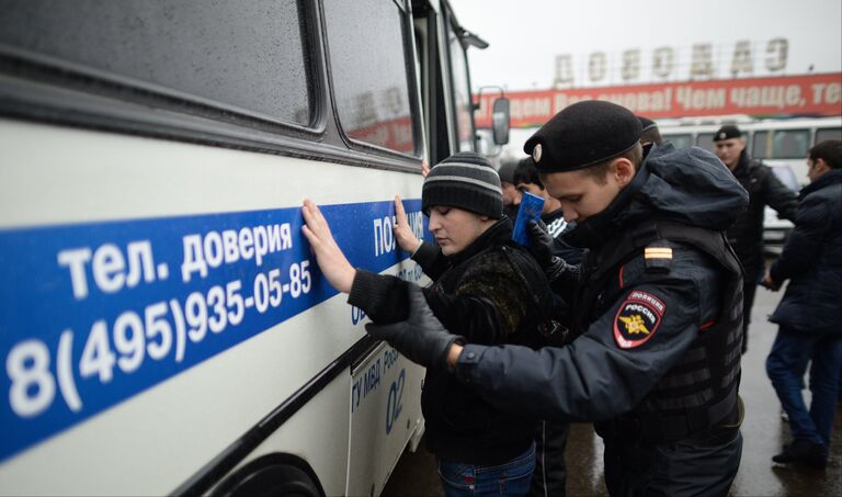 Полиция проверяет московский рынок Садовод