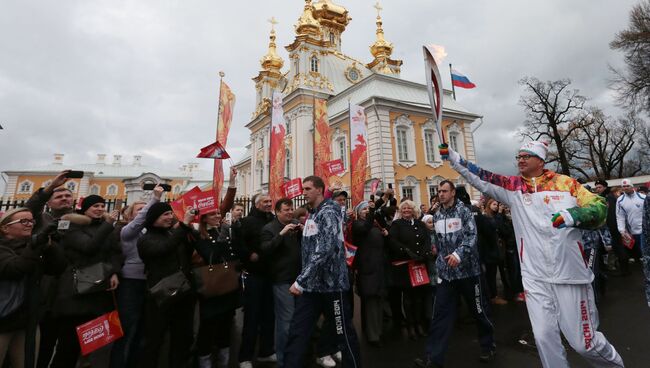 Эстафета Олимпийского огня в Санкт-Петербурге