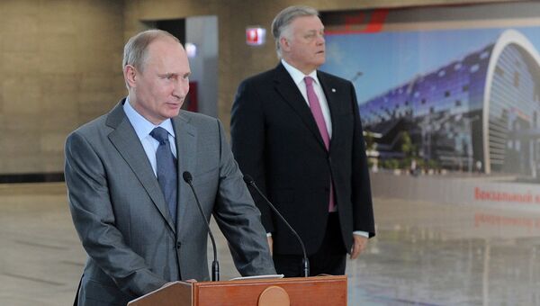 Владимир Путин и Владимир Якунин, архивное фото