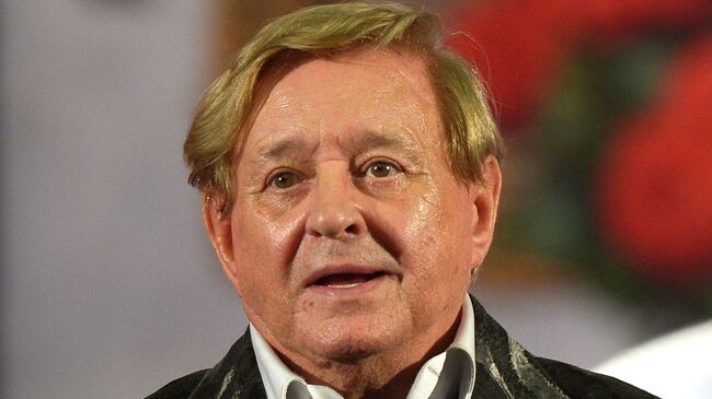 Режиссер Роман Вкитюк на празднике в честь своего Дня рождения в Театре Моссовета Режиссер Роман Вкитюк на празднике в честь своего Дня рождения в Театре Моссовета