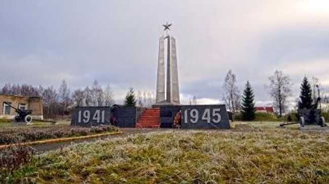 Мемориал погибшим томичам в Смоленской области, архивное фото