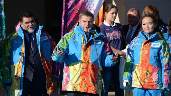 Михаил Куснирович (слева) и президент Международного олимпийского комитета (МОК) Томас Бах