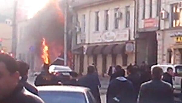 Первые кадры с места взрыва у магазина в центре Махачкалы