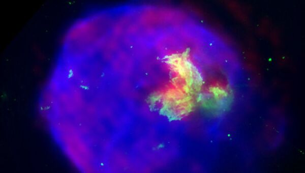 Облако межзвездного газа на снимке рентгеновского телескопа Чандра, архивное фото