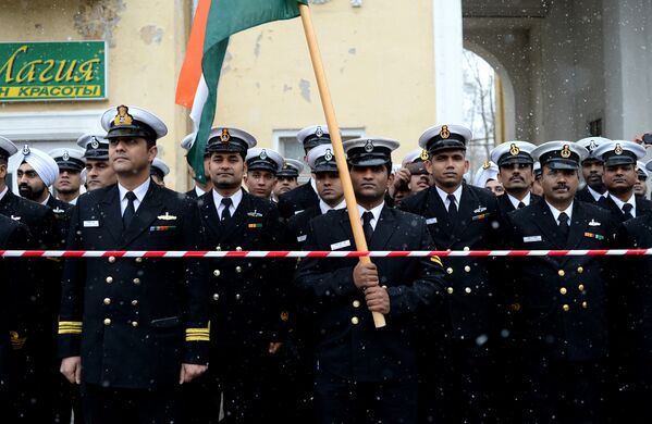 Военнослужащие ВМС Индии во время Эстафеты Олимпийского огня в Северодвинске.