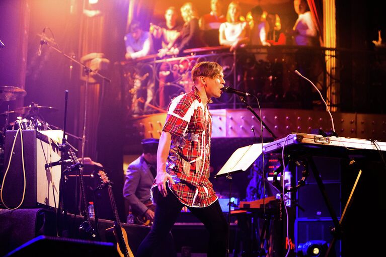 SOS матросу: Мумий Тролль порадовал Томск в дождливый вечер пятницы