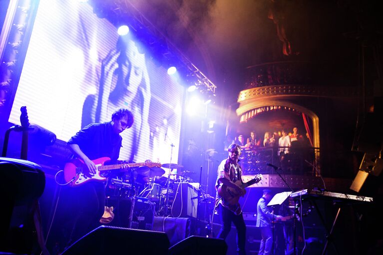 SOS матросу: Мумий Тролль порадовал Томск в дождливый вечер пятницы