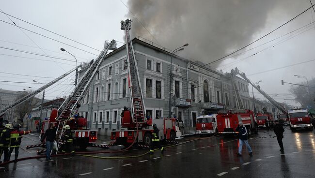 Пожар в театре Школа современной пьесы, архивное фото