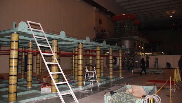 Строительство модели инжектора для термоядерного реактора в ИЯФ СО РАН, архивное фото