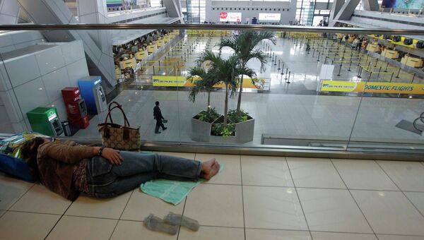Пассажир в аэропорту Манилы