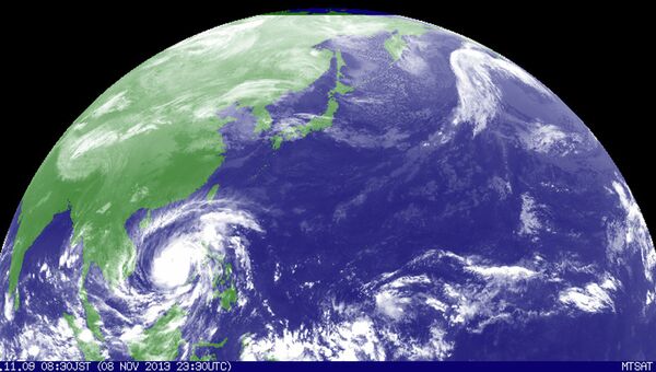 Тайфун Хайян в Юго-Восточной Азии. Фото из космоса