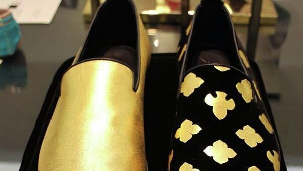Золотые 24-каратные туфли от дизайнера Альберто Моретти