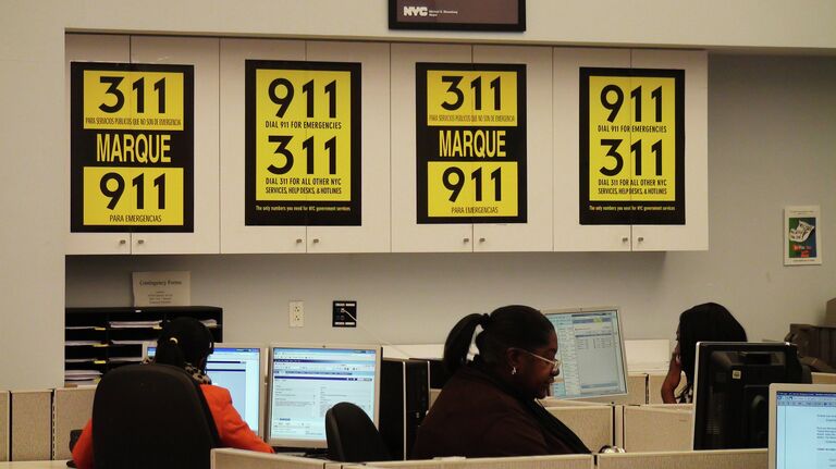 Работа операторов службы 311 в Нью-Йорке
