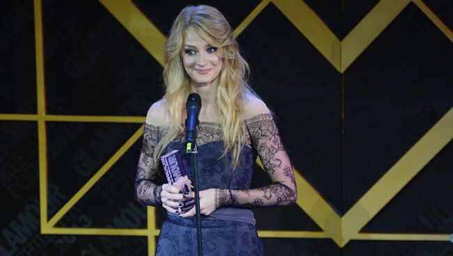 Победительница в номинации Актриса года Светлана Ходченкова на церемонии вручения премии Женщина года GLAMOUR 2013