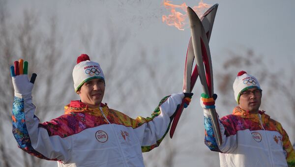 Эстафета Олимпийского огня во Владивостоке, архивное фото