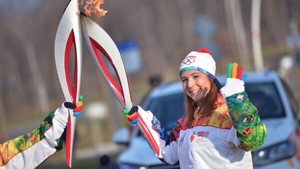 Эстафета Олимпийского огня во Владивостоке, архивное фото