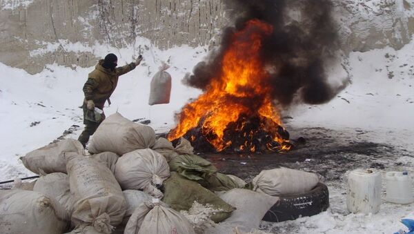 Полтонны наркотиков уничтожила наркополиция в Приамурье, фото с места события