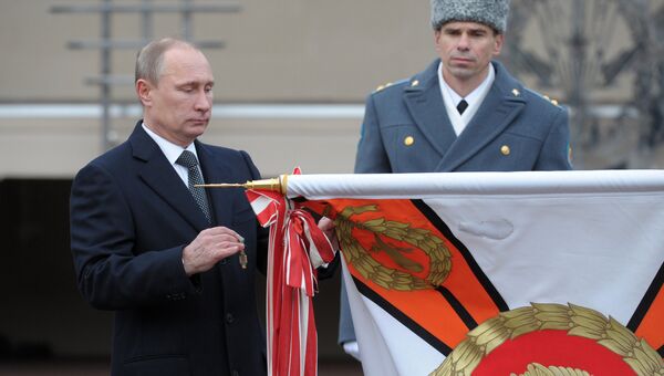 В. Путин посетил Рязанское воздушно-десантное училище. Фото с места события