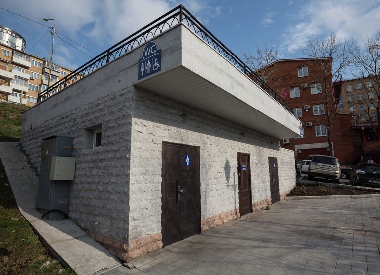 Туалет в сквере Муравьева-Амурского во Владивостоке