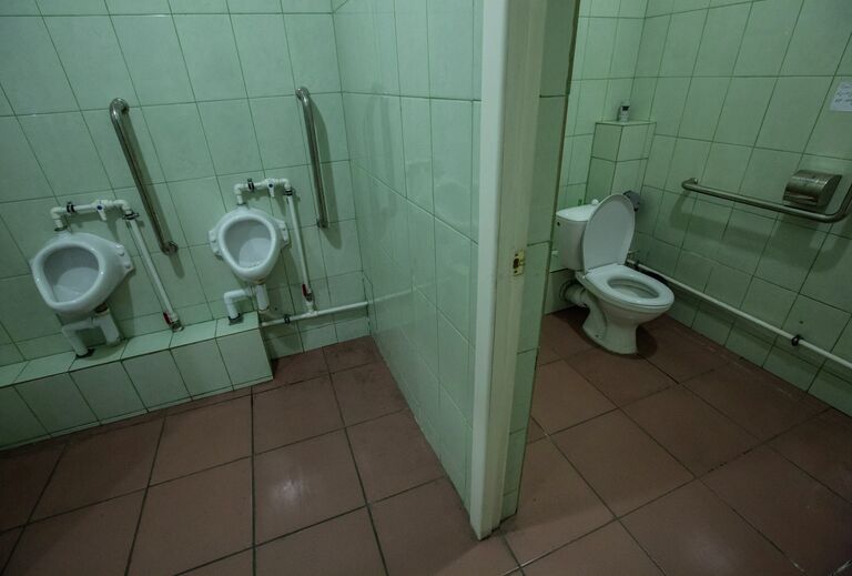 Туалет в сквере Муравьева-Амурского во Владивостоке