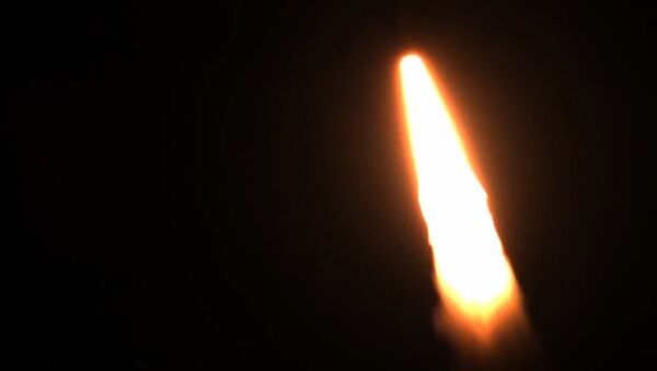 Кадры старта ракеты Минотавр с 29 военными спутниками с космодрома
