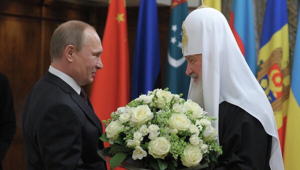 В.Путин поздравил Патриарха Кирилла