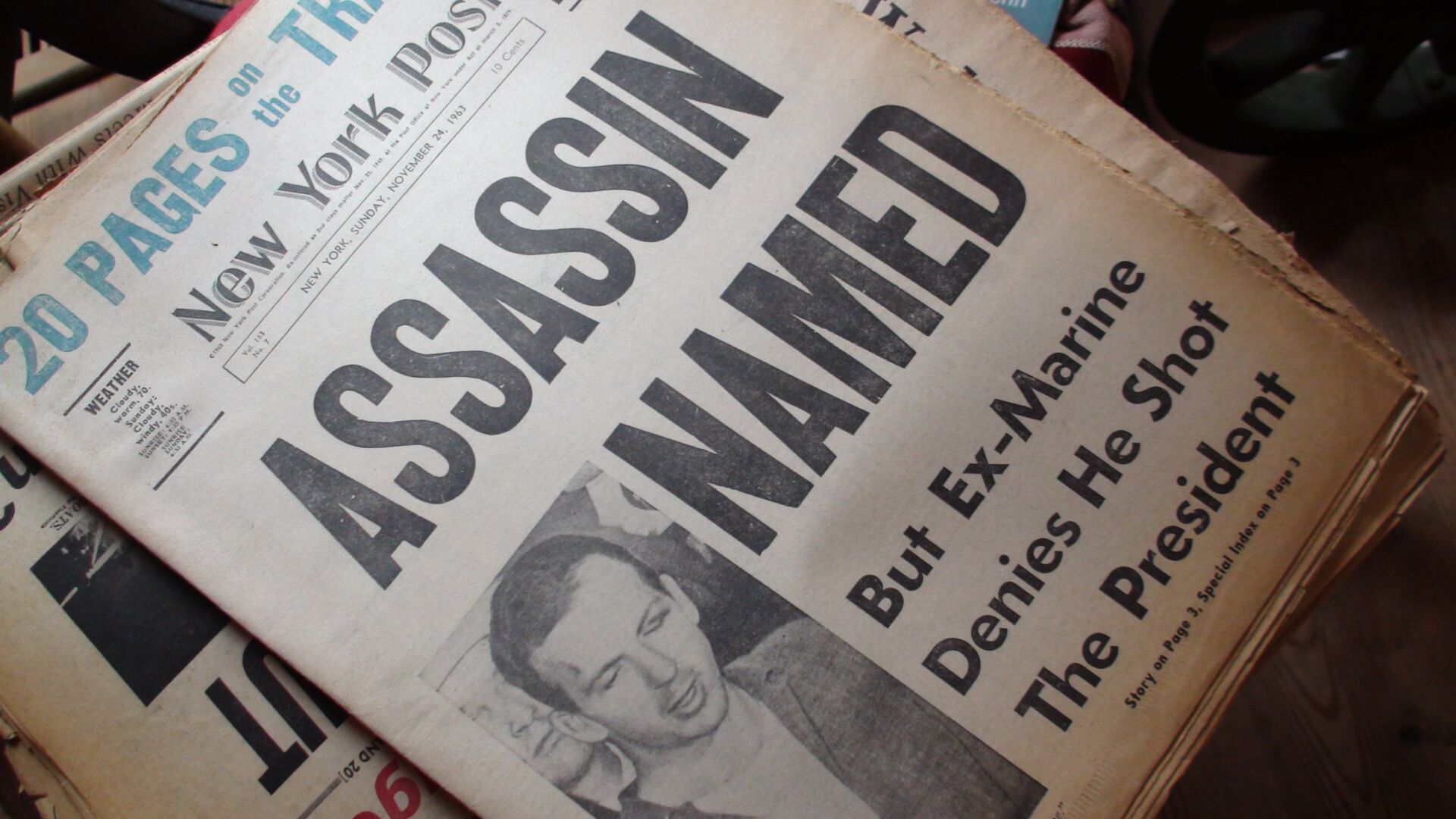 Газеты 50-летней давности, вышедшие после убийства Джона Кеннеди - РИА Новости, 1920, 17.12.2021