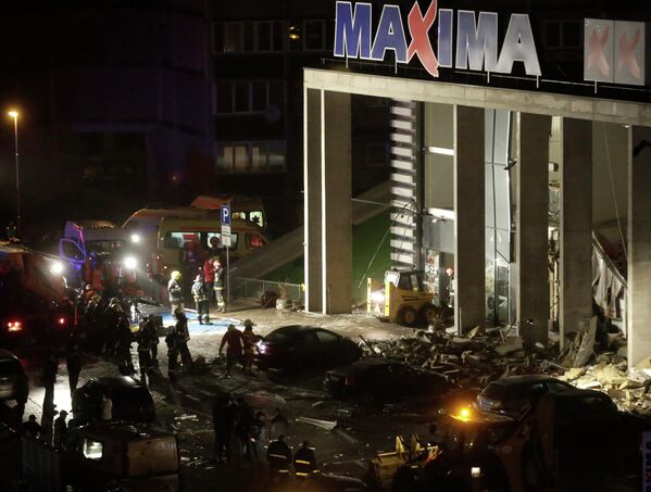 Обрушение крыши супермаркета Maxima в Риге