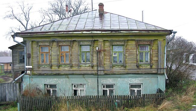 Ветхий дом в Суздале. Архивное фото