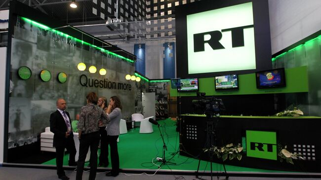 Стенд канала RT