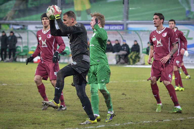 Роковое удаление: Томь уступила Рубину 0:1