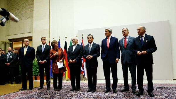 На переговорах по иранской ядерной проблеме в Женеве. Фото с места события