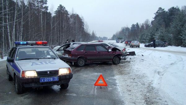 Авария на Кузовлевском тракте в Томске, событийное фото