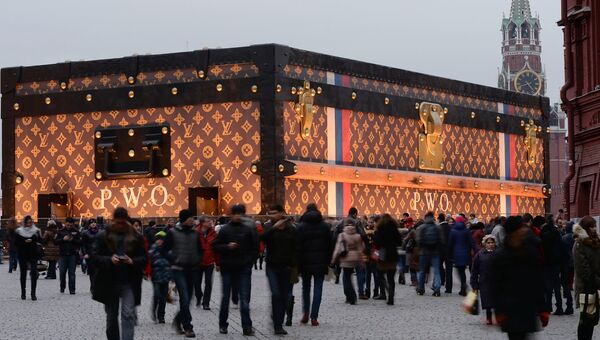 Павильон в виде чемодана Louis Vuitton на Красной площади. Фото с места события