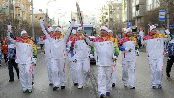 Регбисты Красного Яра пронесли олимпийский огонь в Красноярске, событийное фото