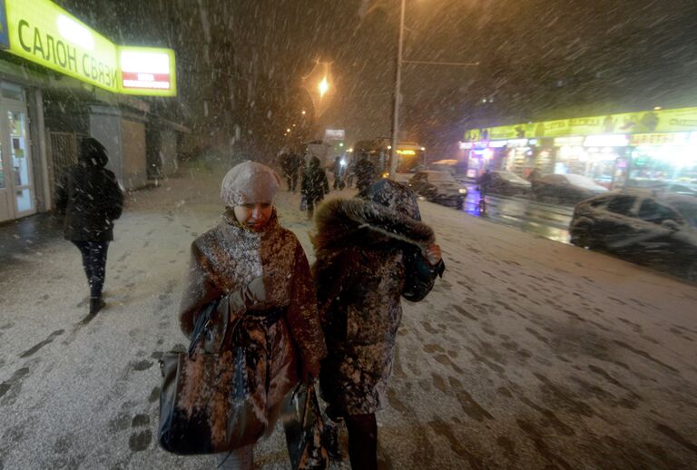 Снег в Москве