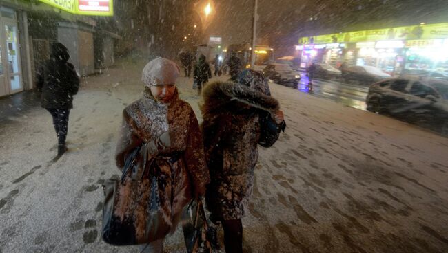 Во время снегопада в Москве. Архив