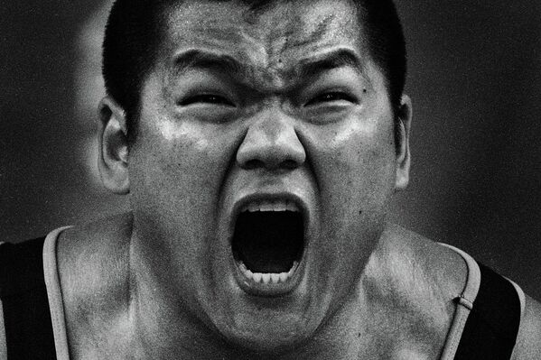 Ши Чи Чао (Китайский Тайбей) в серии Тяжелая атлетика - энергия высокого напряжения