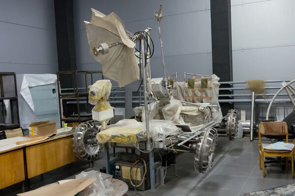 Макет Lunar Roving Vehicle - транспортного средства, применявшегося на поверхности Луны в ходе реализации программы пилотируемых полетов NASA Apollo.