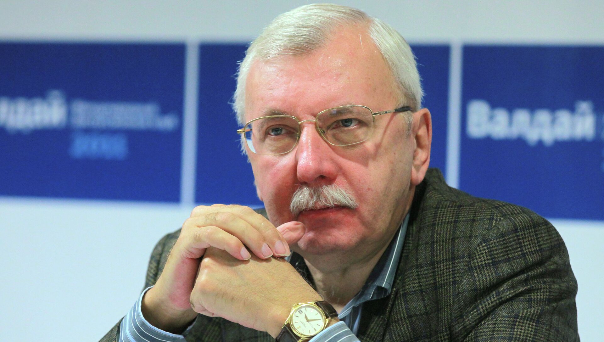 Виталий третьяков политолог биография личная жизнь семья