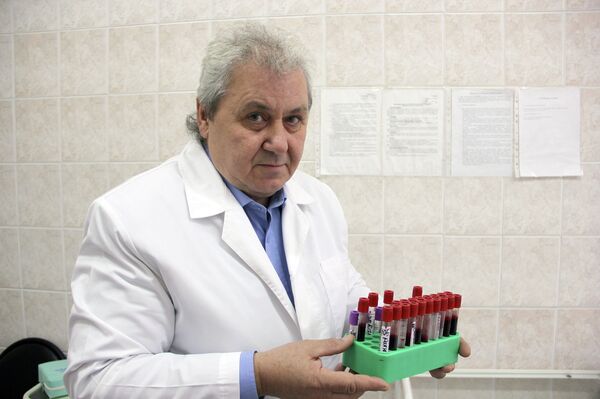 Главный врач областного центра Анти-СПИД Александр Чернов Главный врач областного центра Анти-СПИД Александр Чернов