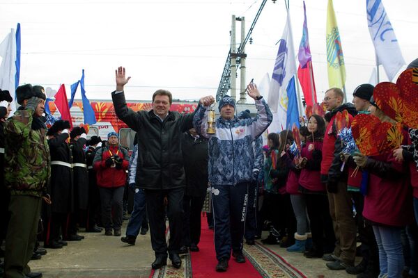 От мала до велика: как Томск встретил Олимпийский огонь